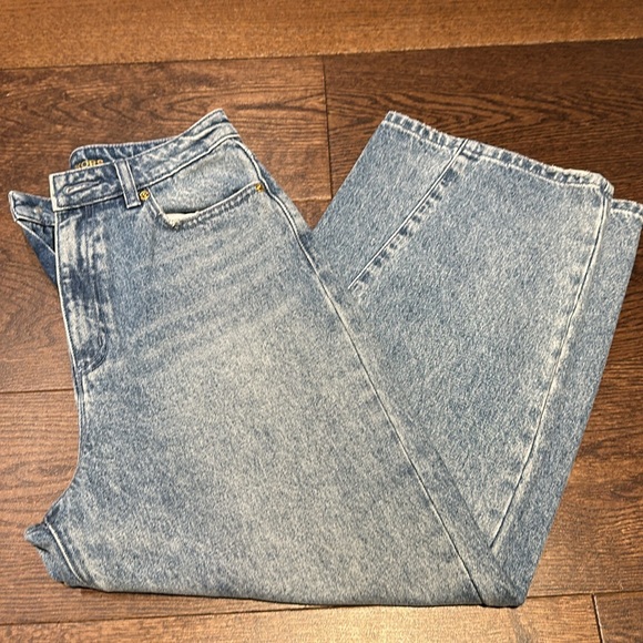 Michael Kors Wide leg Cropped Jeans - Picture 2 of 6